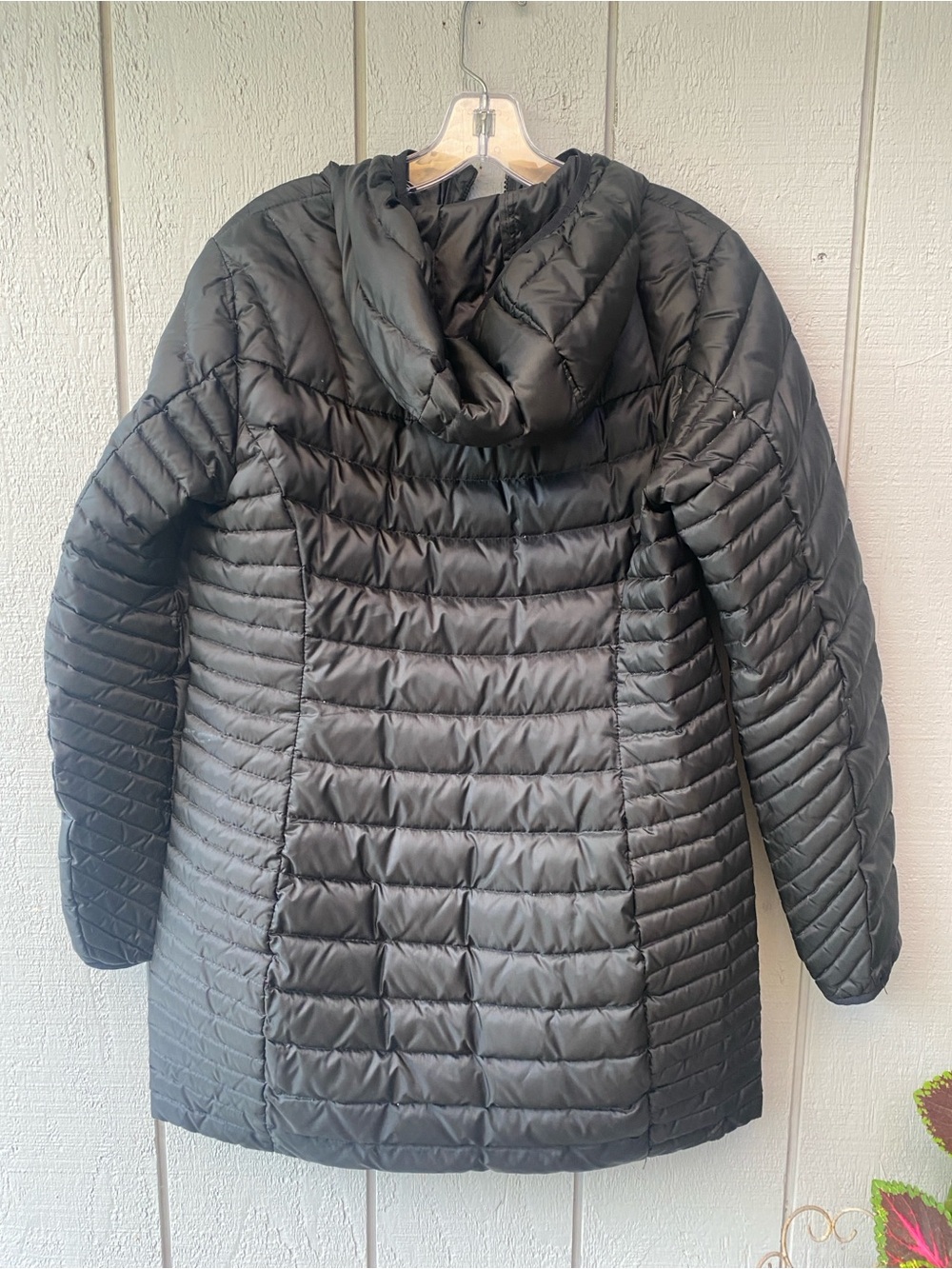 Eddie Bauer Black Long Packable Puffer Coat with Hood - Picture 2 of 8
